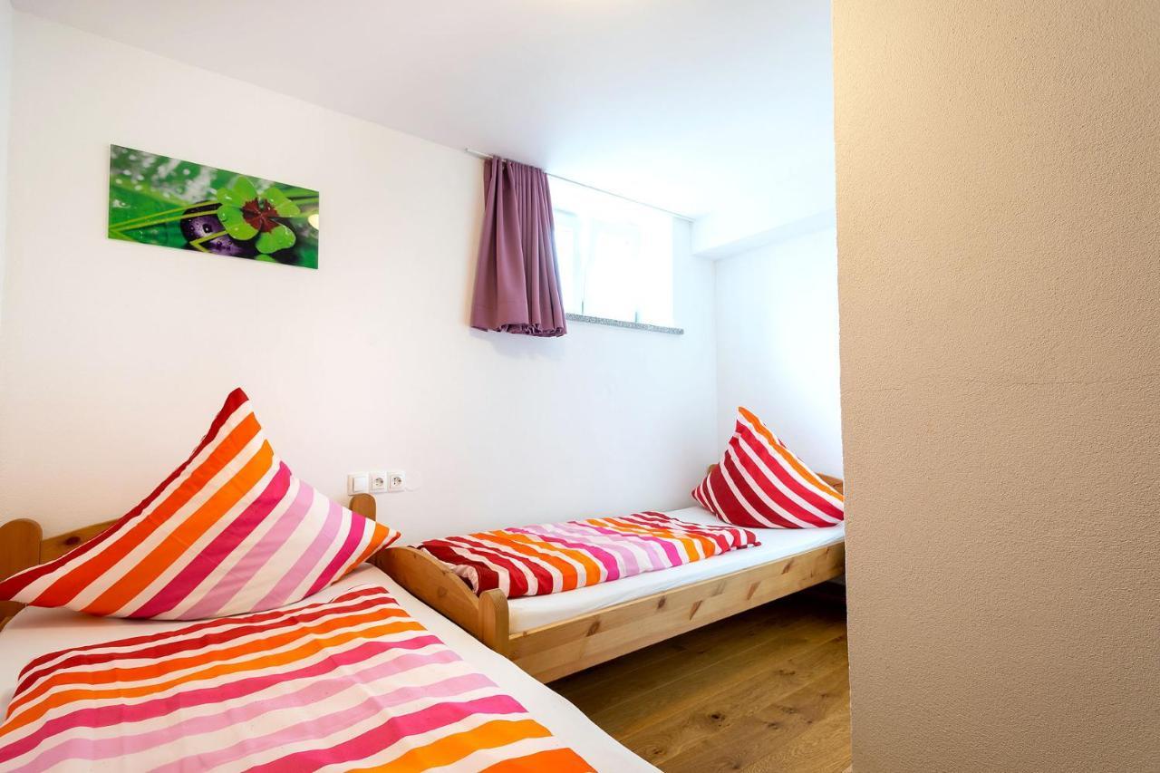 Alpen-Hostel - Apartment Talstation Mit Motorradvermietung Memmingen Ngoại thất bức ảnh