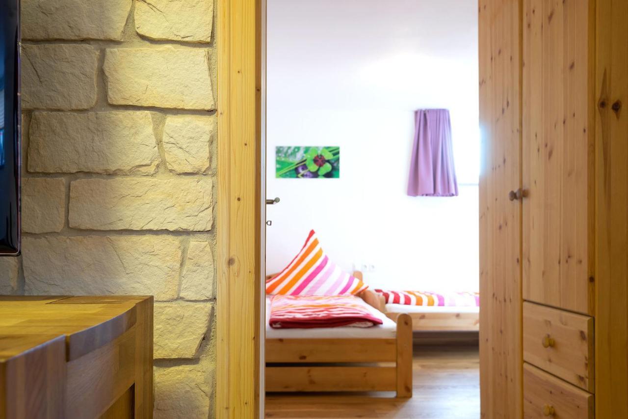 Alpen-Hostel - Apartment Talstation Mit Motorradvermietung Memmingen Ngoại thất bức ảnh